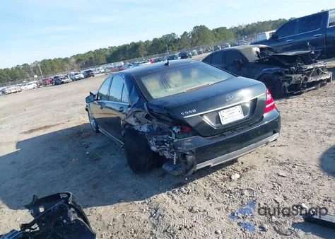 2013 Mercedes-Benz S 550 z USA, uszkodzony, nr VIN WDDNG7DB1DA513575